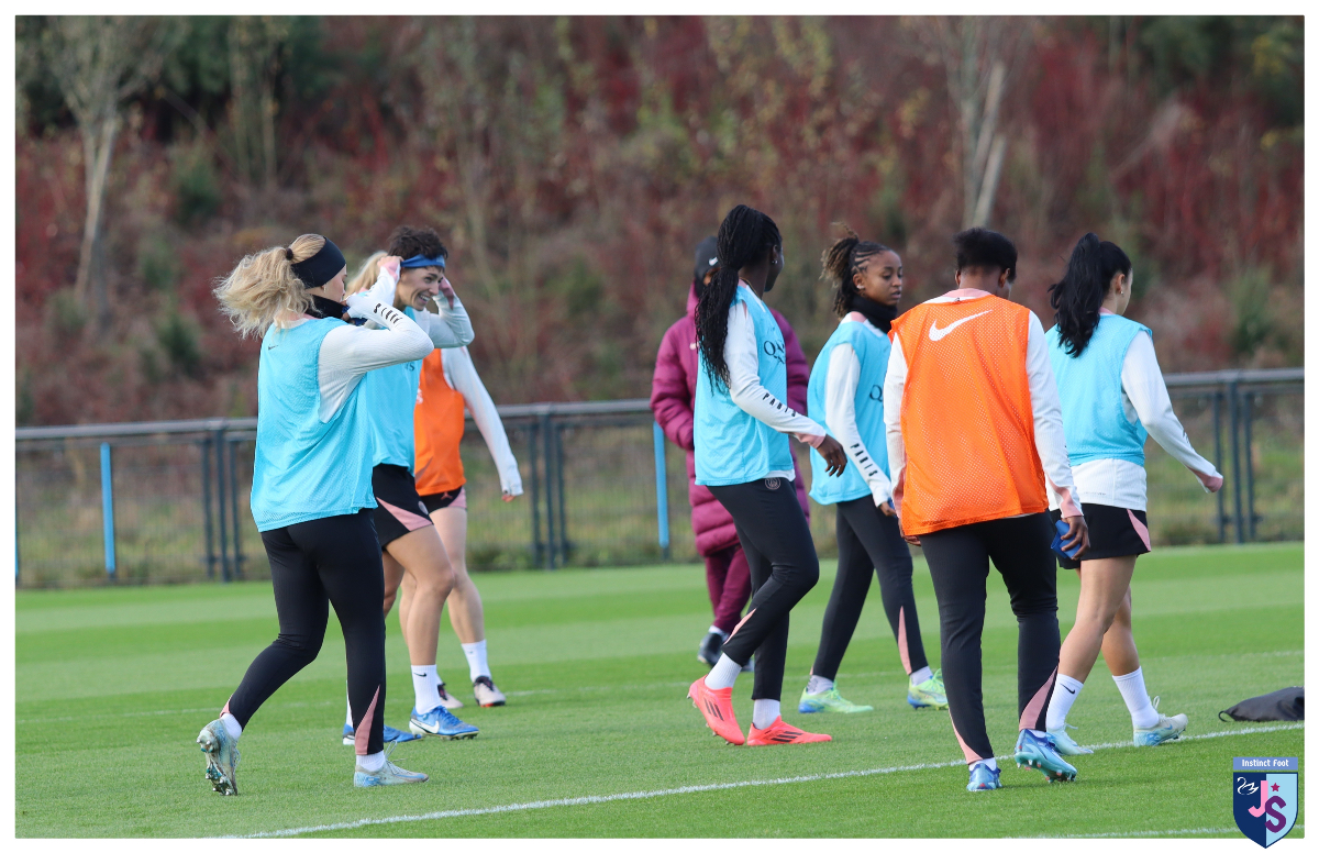 instinctfoot's tweet photo. Entraînement du Paris Saint Germain féminine, la veille de la rencontre face au Paris FC au Campus PSG
#footballfeminin #football #womenfootball #psgfeminine #psg #griedgembock #mbock #elisadealmeida #elisadealmeida https://t.co/V02AKAc3Jv