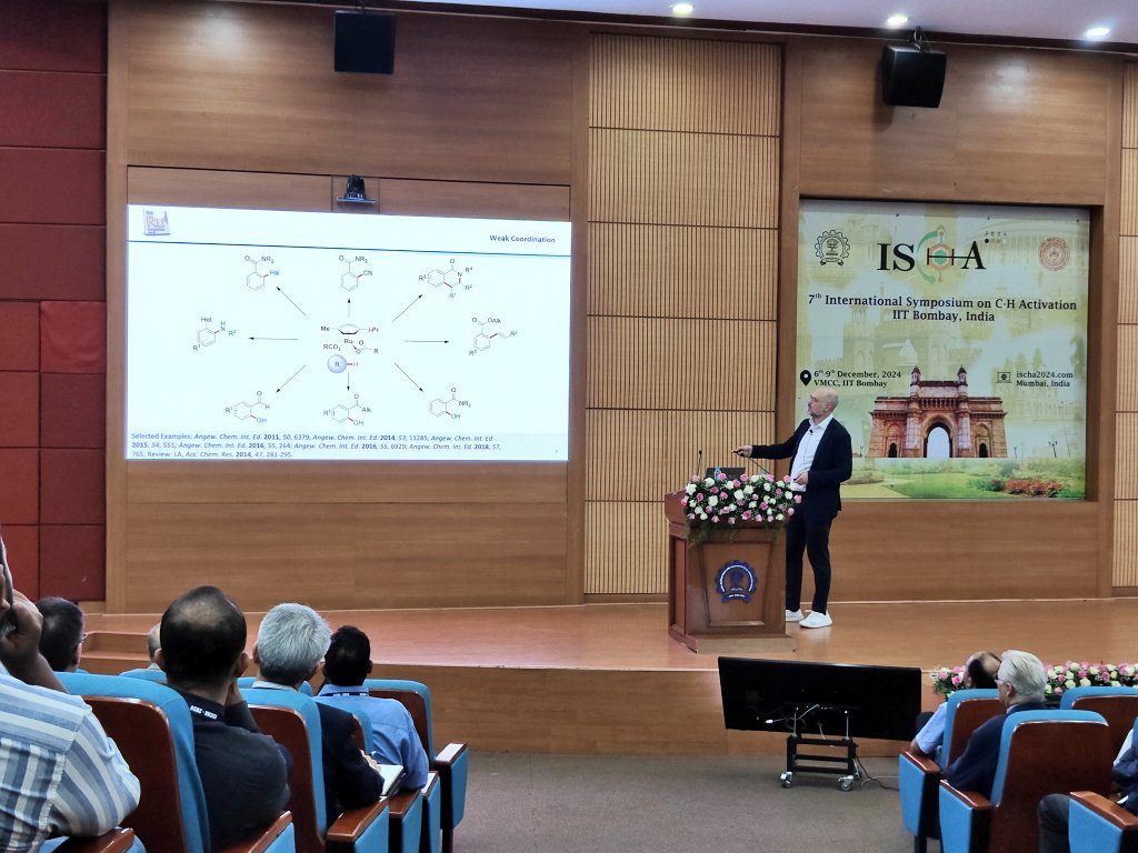 ischa2024's tweet photo. Today's first plenary speaker, Prof. Ackerman @aztul from @uniGoettingen captivating us with transformative potential of electricity as a sustainable energy source in advancing C–H activation across various areas of chemistry, leveraging cost-effective transition metal catalysts. https://t.co/trbJ0ZJ24d