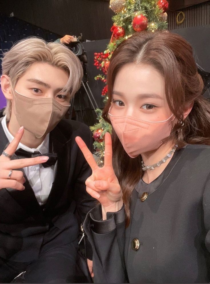 Happy Birthday to the most dazzling star, Park Sunghoon! ☆彡 May your day be as graceful and cool as your every step on the ice. Keep conquering hearts with your talent and charm~ (♡´͈༝`͈)ﾉ May all your wishes come true today and always! 🌟🎂