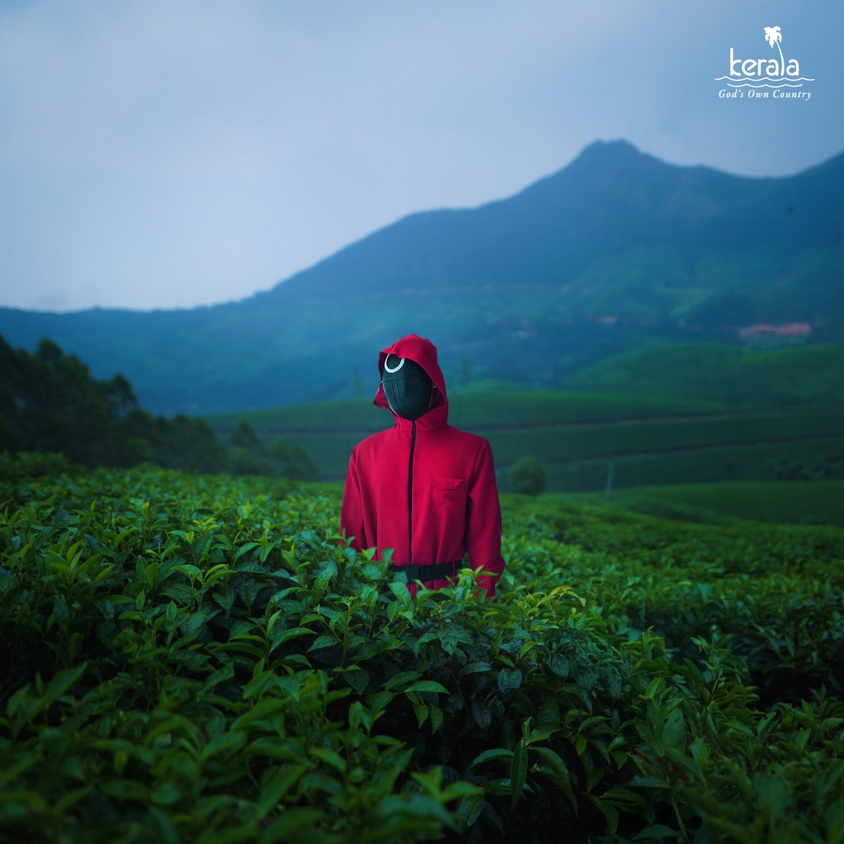 KeralaTourism's tweet photo. The pink guards chilling before the big game.
©️ Netflix
#SquidGame2 #Netflix #PinkGuards #Munnar #KeralaTourism https://t.co/2gTasBfDk7