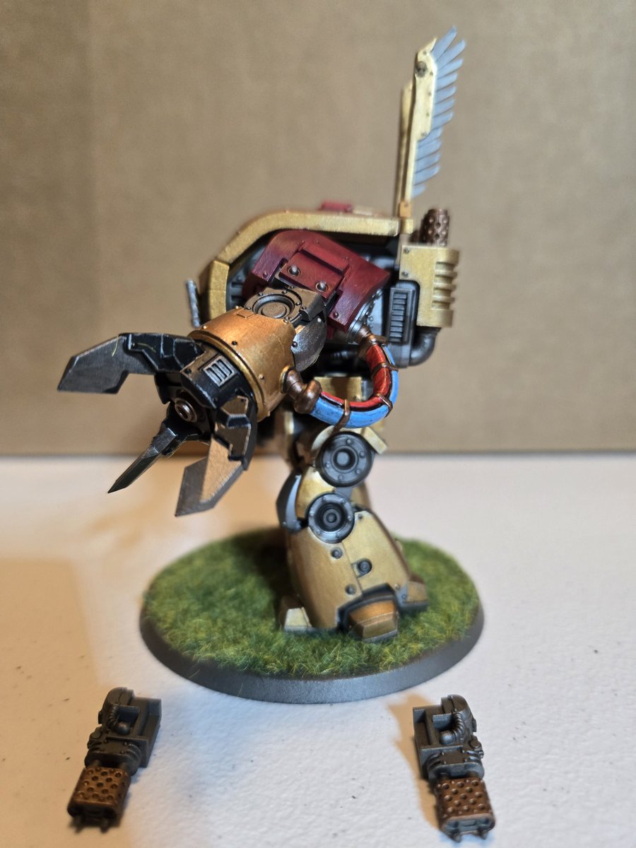 AgraxEarthshade's tweet photo. The great Aleksander is finished (well 99% after I practice doing scroll work) https://t.co/DavTzYrSu3