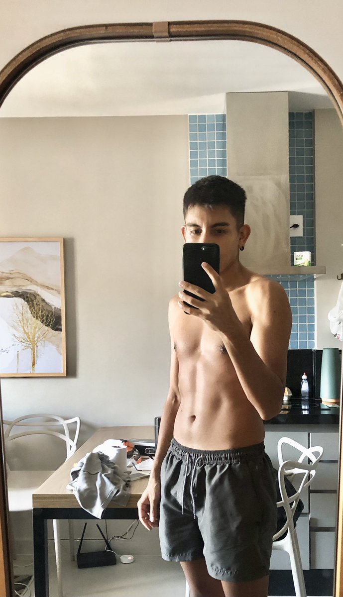 alexanderhelfer's tweet photo. Flaquito 😌 https://t.co/t7hWhVMURS