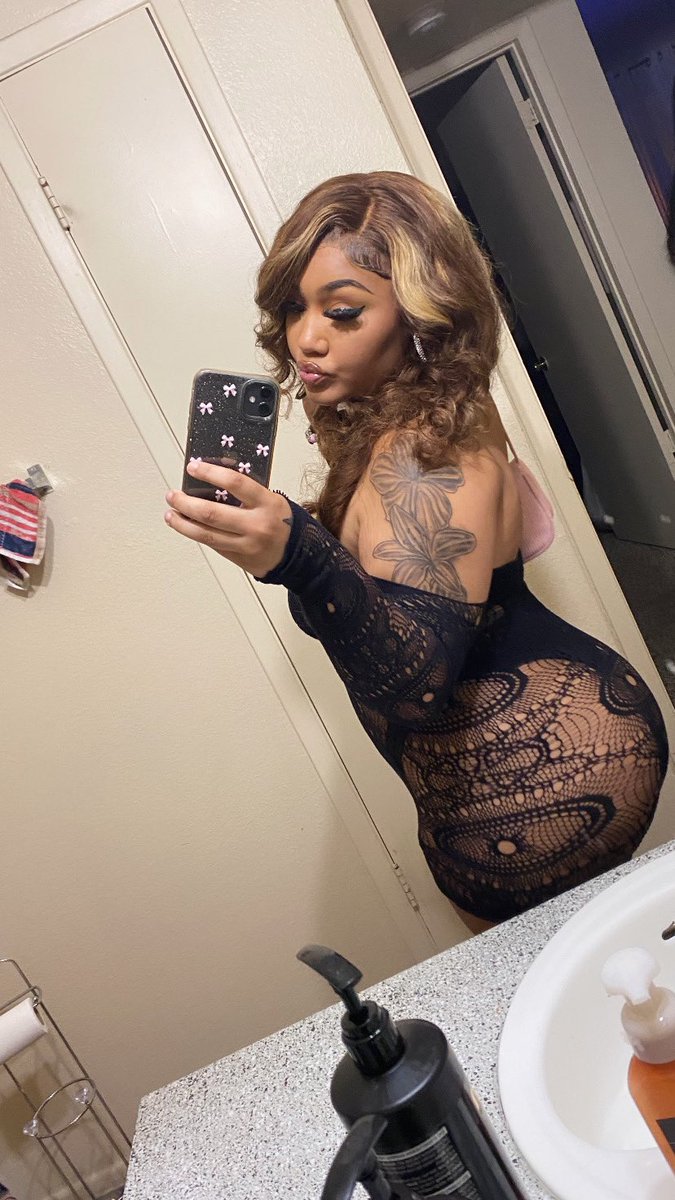 Juju2thick's tweet photo. Come get a ft show or content 🥰 https://t.co/R93ESODqy4
