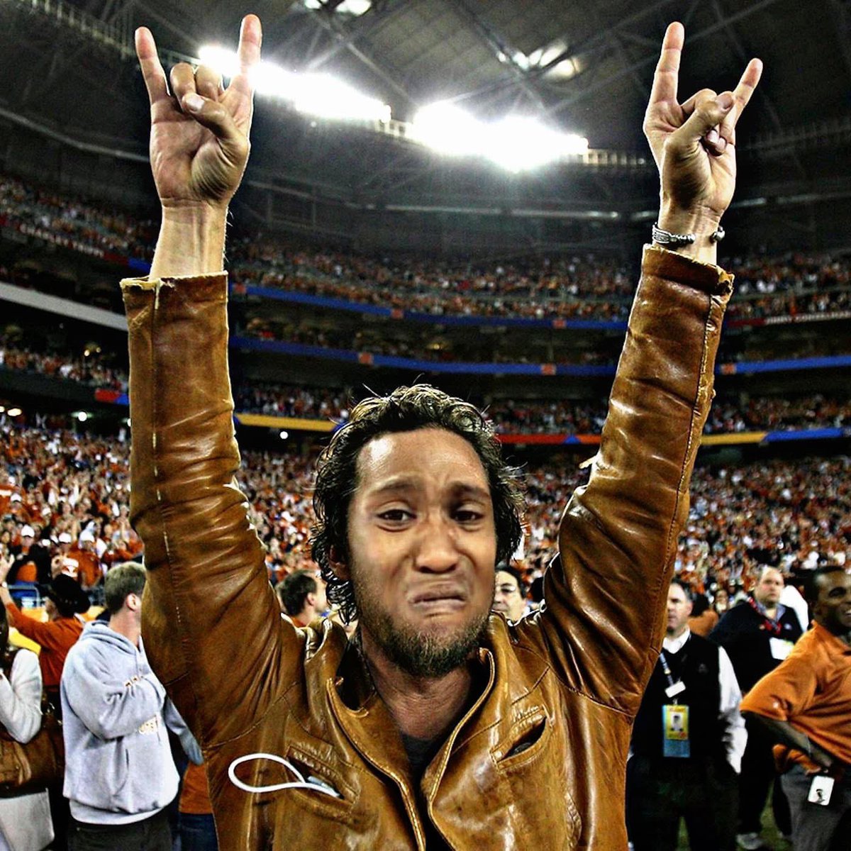 AyeeYoTev's tweet photo. @McConaughey you alright lil buddy? https://t.co/7xYg1zec3o