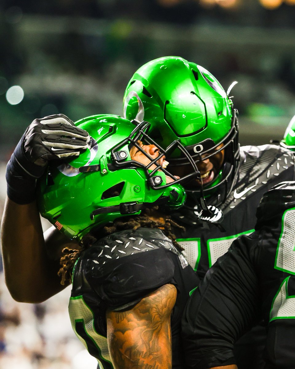 oregonfootball's tweet photo. TOUCHDOWN!

Jordan James again!

Ducks lead 45-30.

#GoDucks https://t.co/1LqjcEHHrr