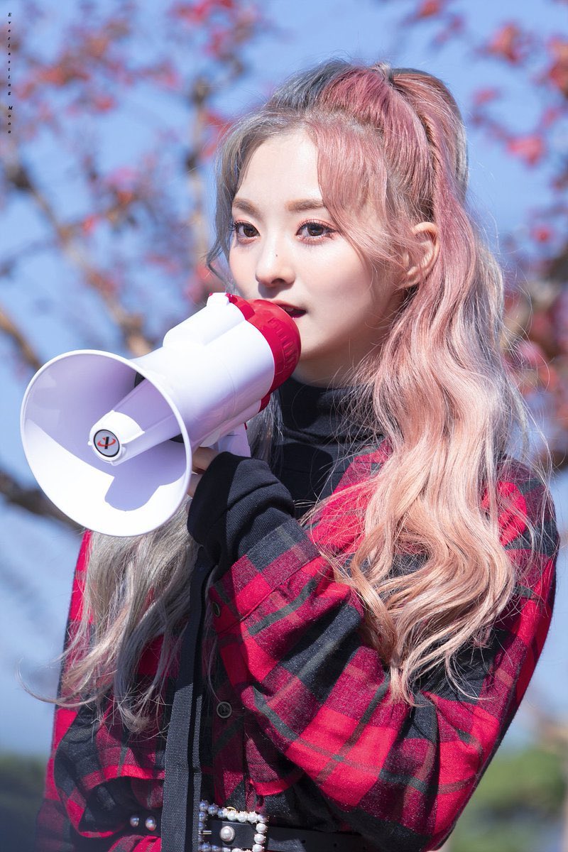 𝑙ove 𝕓omb, 🫧 ◌ 𝆬 𝑓romi𝕤_𝟿 tweet media