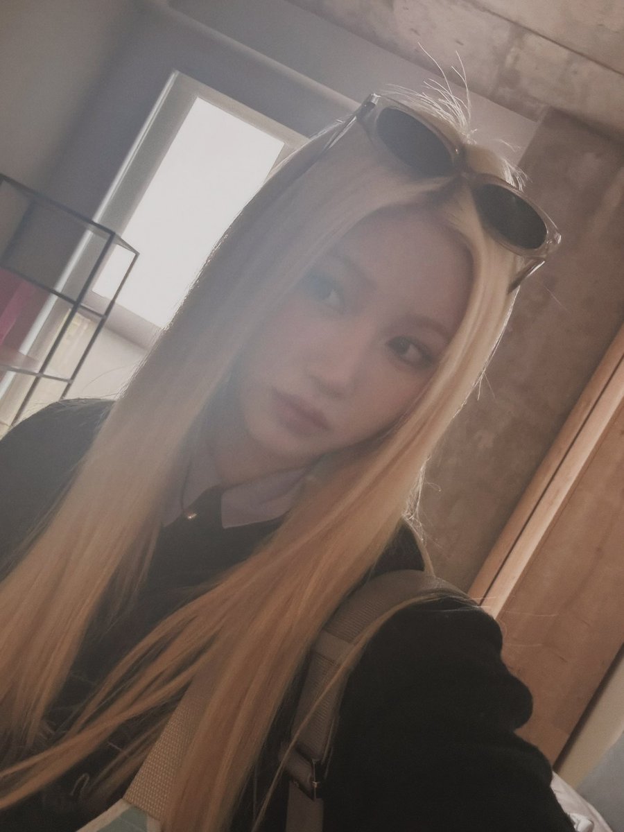 WISH_0316's tweet photo. 이 날 좀 맘에 들더라궁🥰
다들 어떤 하루 보내고 있는지 궁금하구만유!!
앞으로 트위터를 통해서 소통을 좀 해볼까하기도 하구,
이제 제가 팬분들을 어떻게 불러야할지도 고민이 되는데, 이 참에 같이 정해볼까요? 다들 의견 많이 내주세용✨🫶🏻🤍 https://t.co/eQmrh9n20x