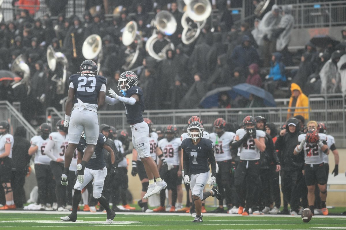 DRC Sports (@sports_drc) on Twitter photo No. 3 Ryan trailed No. 1 Aledo 21-10 in the third quarter of Saturday's playoff clash, but the Raiders reeled off 21 unanswered points to take a 31-21 win.
<a href="/RyanRaiderFB/">Denton Ryan FB ⭐️⭐️⭐️</a> won the 5A DI Region I final to make its first state semifinal since 2020.
Story: dentonrc.com/sports/high_sc… No. 3 Ryan trailed No. 1 Aledo 21-10 in the third quarter of Saturday's playoff clash, but the Raiders reeled off 21 unanswered points to take a 31-21 win.
<a href="/RyanRaiderFB/">Denton Ryan FB ⭐️⭐️⭐️</a> won the 5A DI Region I final to make its first state semifinal since 2020.
Story: dentonrc.com/sports/high_sc…