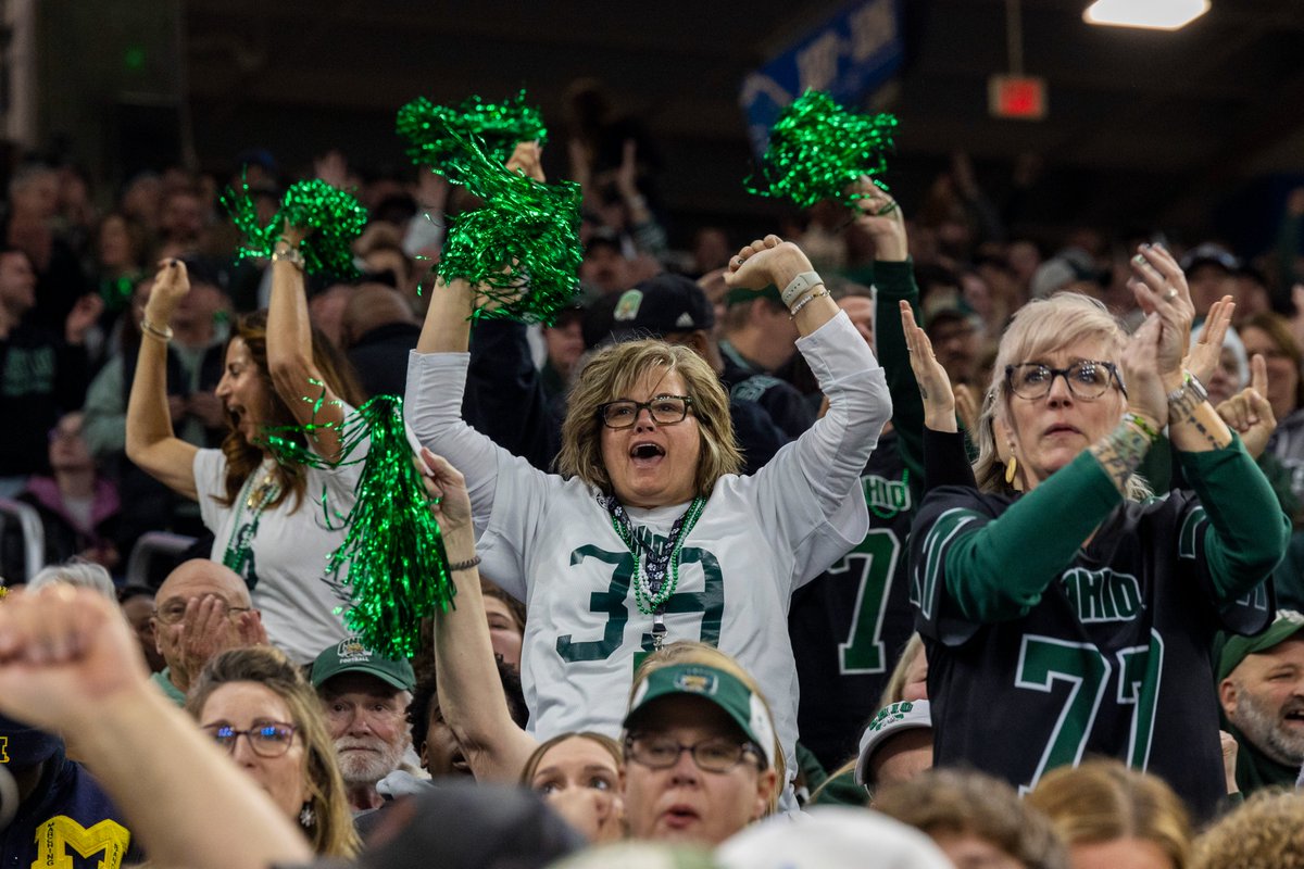 ohiou's tweet photo. THIS IS OLD OHIO'S DAY 🏆

@OhioFootball claimed its first MAC Championship Game win in program history with a 38-3 domination of Miami of Ohio! 🏈

#OUohyeah https://t.co/8wyGKTBfqp