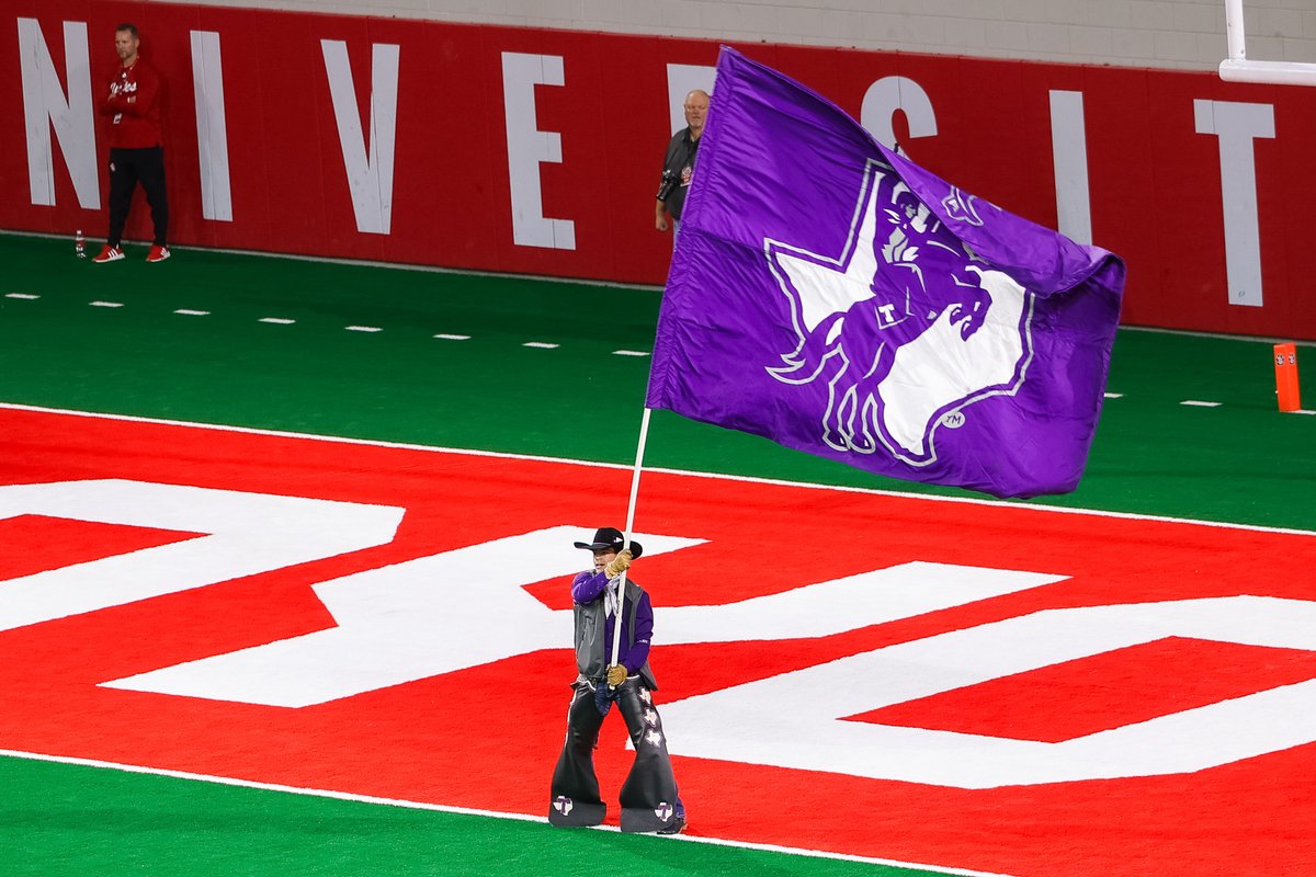 TarletonState's tweet photo. A historic season for @TarletonFB. We are so proud of you! Texan Nation really showed out today π
#TarletonState #BleedPurple #Tarleton125 https://t.co/mF15rrKiXK