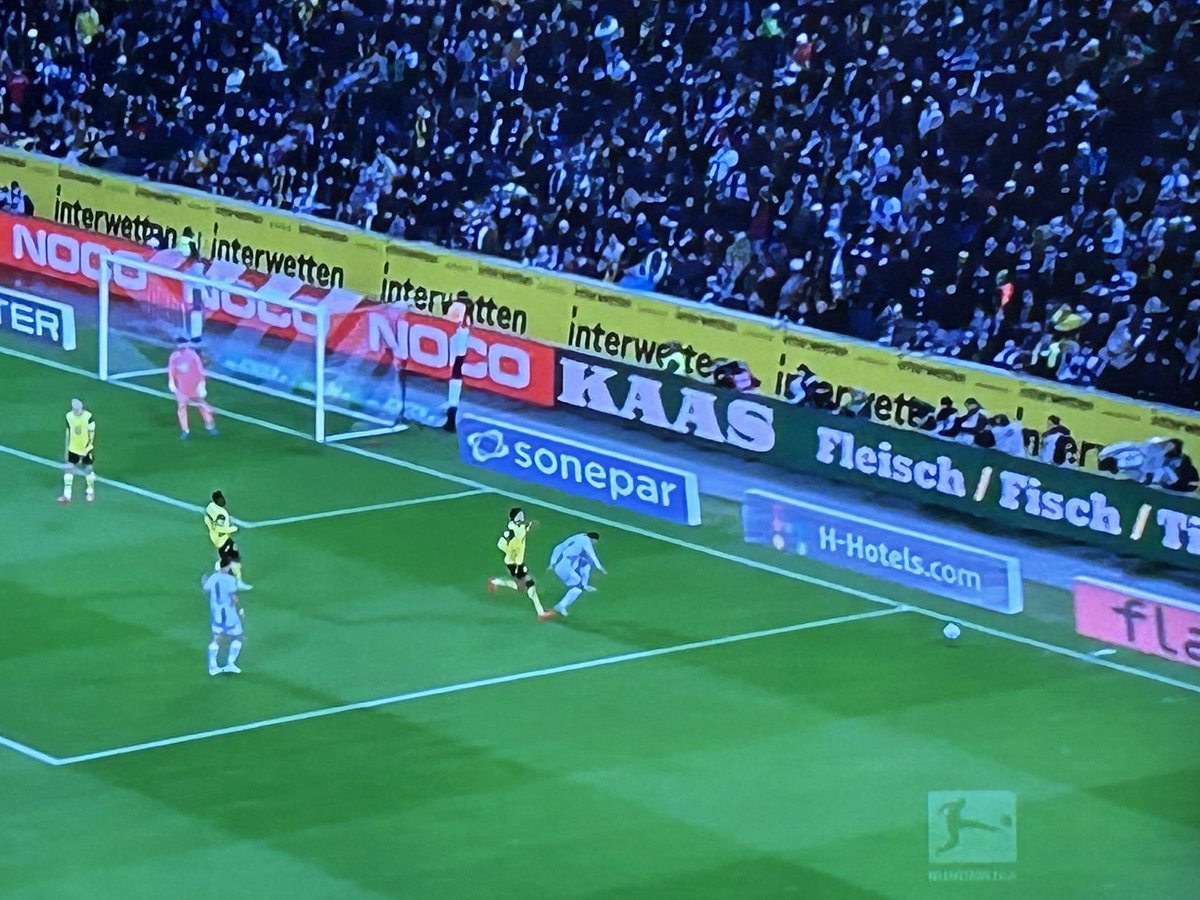 Manuel Gräfe tweet media