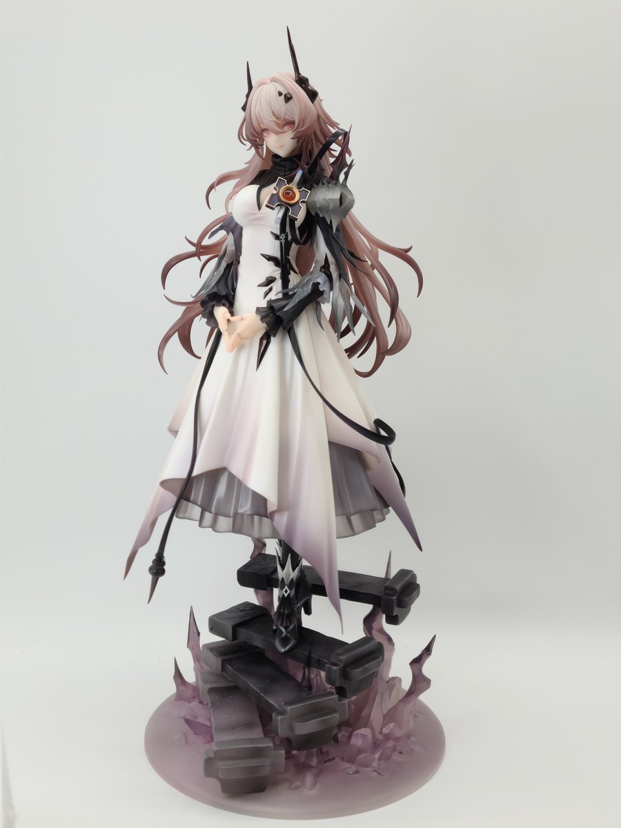 myethosより発売の1/7スケールフィギュア、アークナイツ『魔王』こと