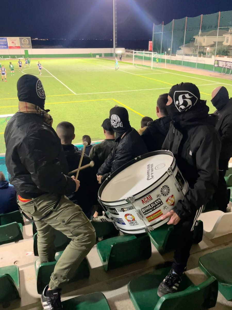 ON TOUR EL ÁLAMO !!!  PRESENTES  !!
 📢 📢 🖤💙