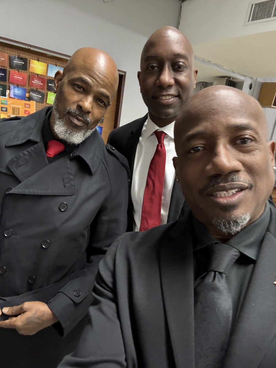 MalcolmREi's tweet image. #chapterinvisible 🙏🏾@deltamunupes We are heartbroken to announce the passing of our Brother Rahsaan Chambers, Delta Mu Spring 12 Initiate. His presence brought light and strength to everyone around him, and his impact will never be forgotten. Our deepest sympathies to his family.