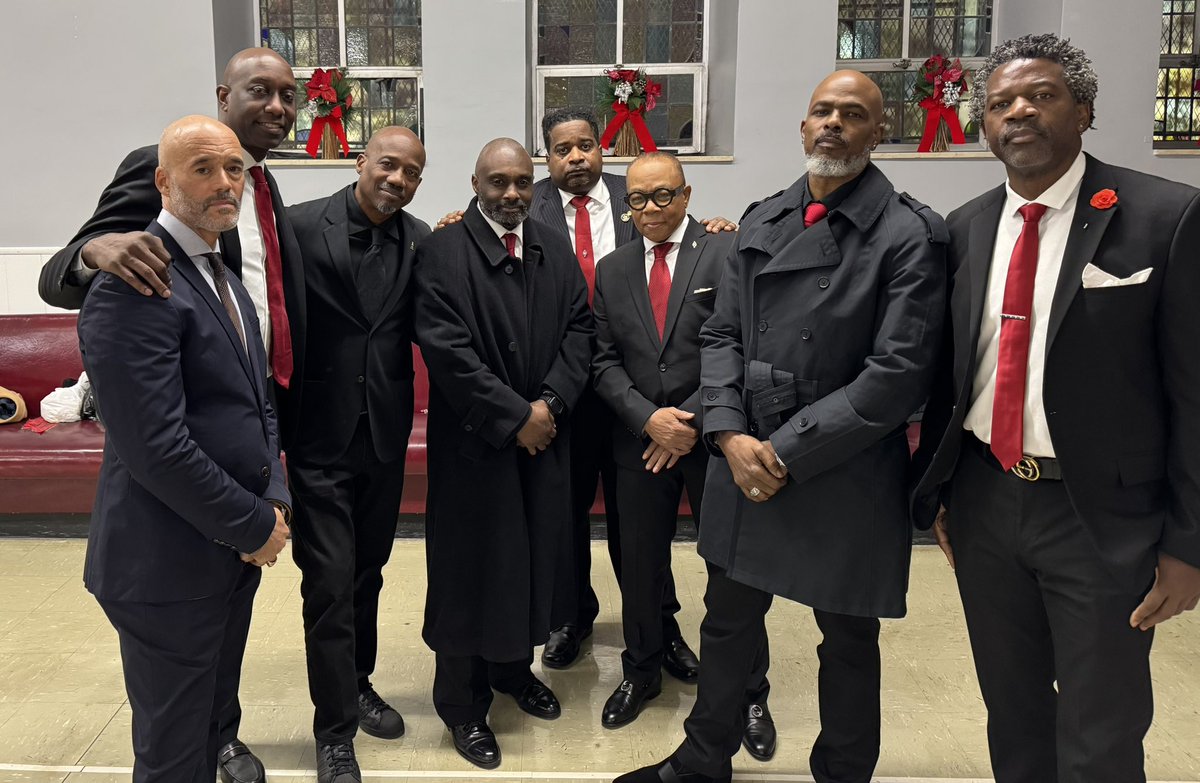 MalcolmREi's tweet image. #chapterinvisible 🙏🏾@deltamunupes We are heartbroken to announce the passing of our Brother Rahsaan Chambers, Delta Mu Spring 12 Initiate. His presence brought light and strength to everyone around him, and his impact will never be forgotten. Our deepest sympathies to his family.