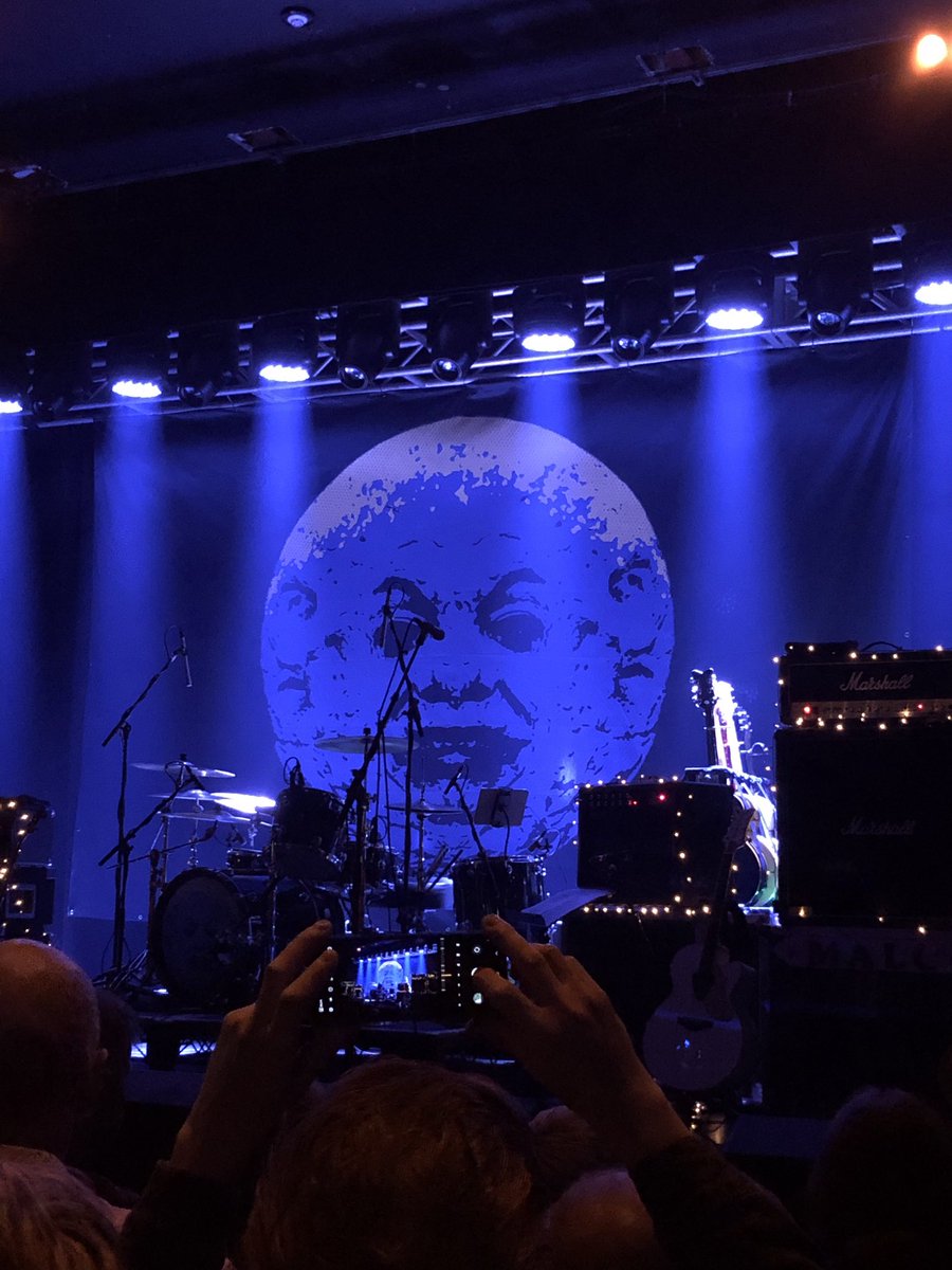 Mode_Red's tweet image. Evergreen @mileshuntTWS and the Stuffies rolling back the years with Hup sounding blimmin marvellous live.