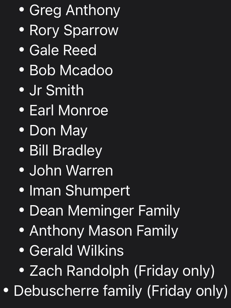 More than 40 former Knicks (or their family members) have been on hand for the Knicks’ Alumni events this weekend. Nice job by the organization to get this group together:
