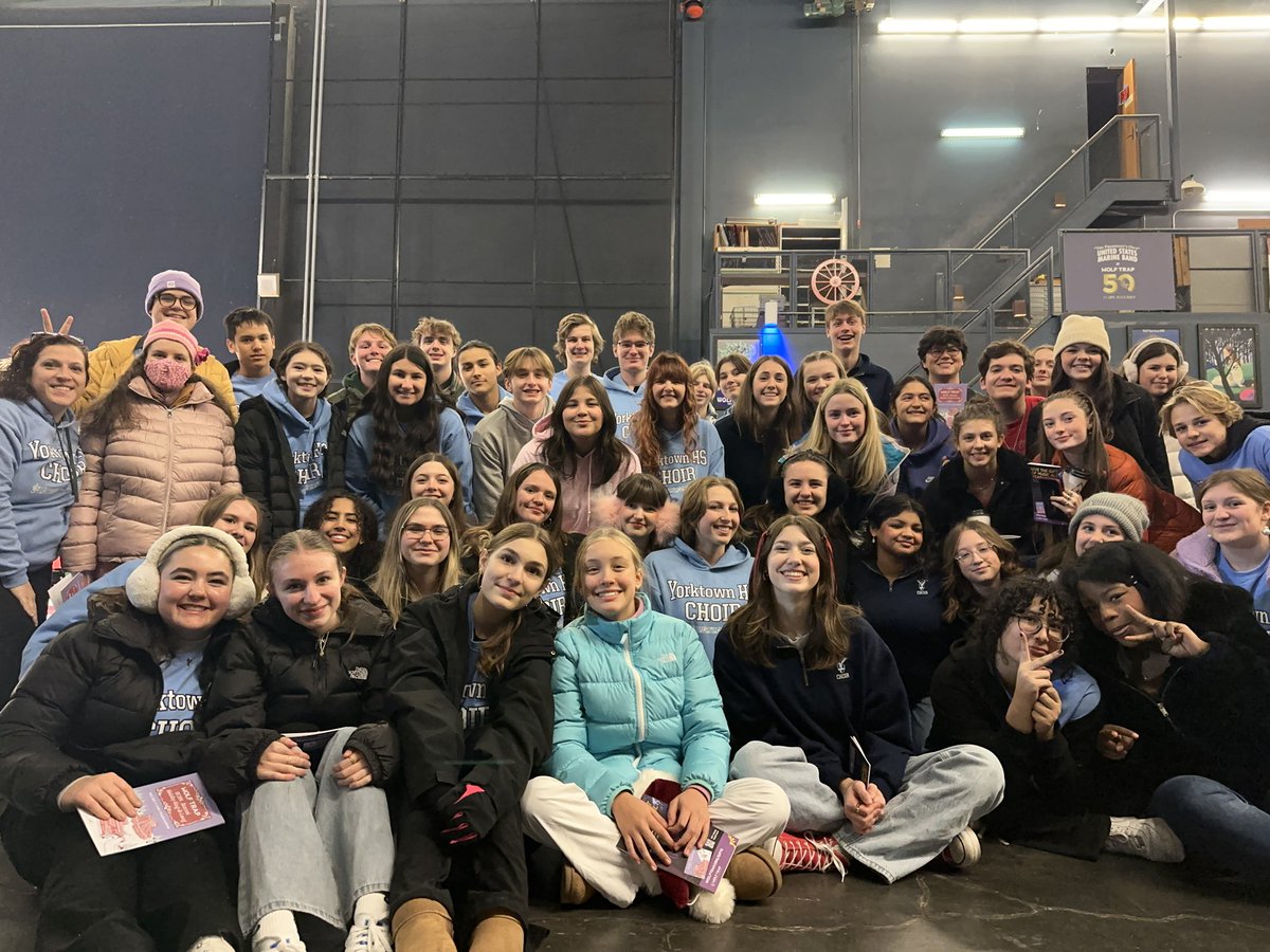 YorktownChoirs's tweet photo. Choir packed day! First the program won $5,000 in the Wash FM Choir Competition and performed at The Washington Ballet’s Theater before Nutcracker. Then we performing with the US Marine Band at the Wolf Trap Holiday SingaLong! 🎶 @YorktownHS #YorktownMusicROCS https://t.co/ZwAaY72li1