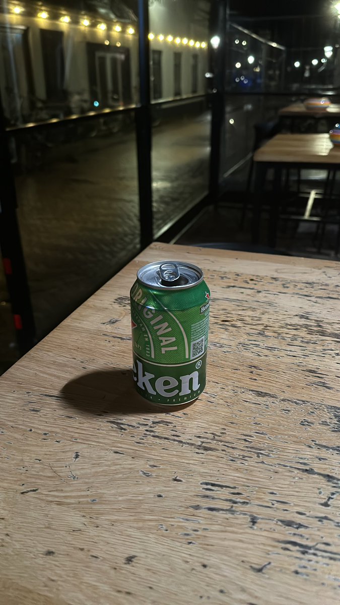 RonaldNavata's tweet photo. Goedemorgen 
Plaats van bakje koffie gaan we ff door met bier🤭🤭🤭🤪🤪🤪🤣🤣🤣🤣😜😜😜 https://t.co/riVTk3SBVb