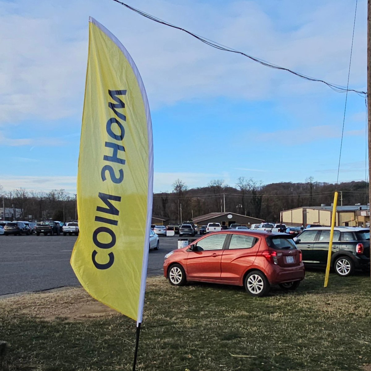 Chris_Roell's tweet image. Today was the day! I drove
my little Sparky car up to the Baltimore Stamp &amp;amp; Coin Show in Timonium, MD &amp;amp; came away with some red seal $5 dollar bills, a nice toned 1974-S Proof Eisenhower Dollar &amp;amp; a mirror like looking 1963 Proof Franklin Half-Dollar.
#today #coinshow #coins