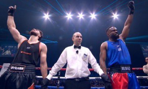 [THREAD]- les meilleurs moments du #DTRFight l’évent de l’année