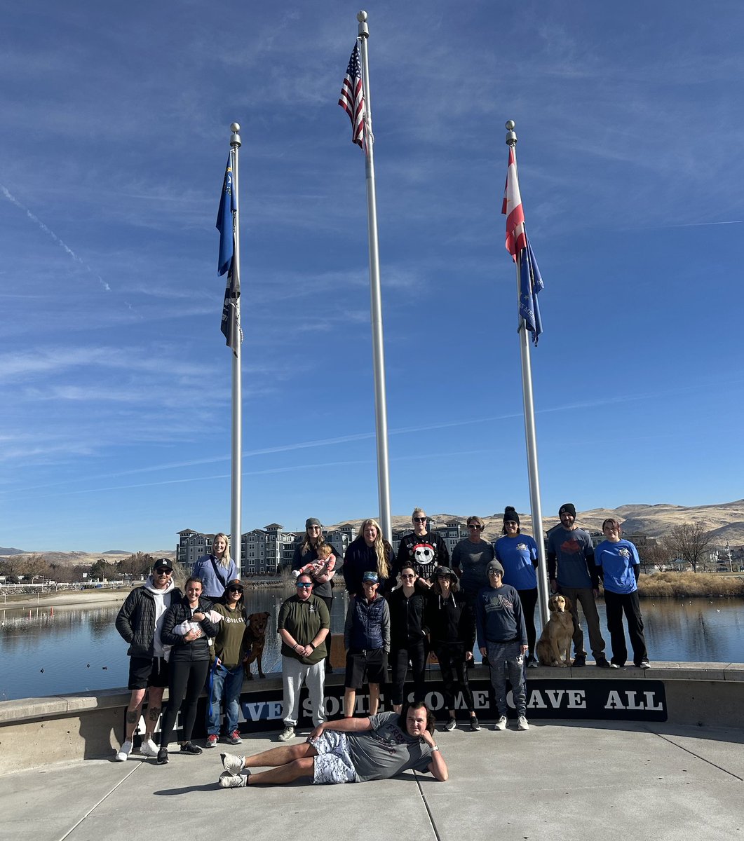 1sthelporg's tweet photo. Shout out to Ciara and her NV team! They had an incredible turnout at the Nevada Honor Walk today; 5 miles walked to bring awareness to Nevada First Responders lost to suicide, with a special 6th mile dedicated to Officer Matthew Sanford, EOW 6/7/2020.
#FirstHELP #HonorThem https://t.co/1ePNNzm0gI