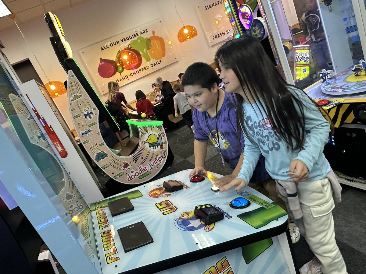 Counselor Moore LPC (@moorecounselor) on Twitter photo It’s A Family Affair <a href="/GoodmanES_AISD/">Goodman ACE Elementary School</a> !!! Hanging at <a href="/ChuckECheese/">Chuck E. Cheese</a> ! School Spirit Night!! It’s A Family Affair <a href="/GoodmanES_AISD/">Goodman ACE Elementary School</a> !!! Hanging at <a href="/ChuckECheese/">Chuck E. Cheese</a> ! School Spirit Night!!