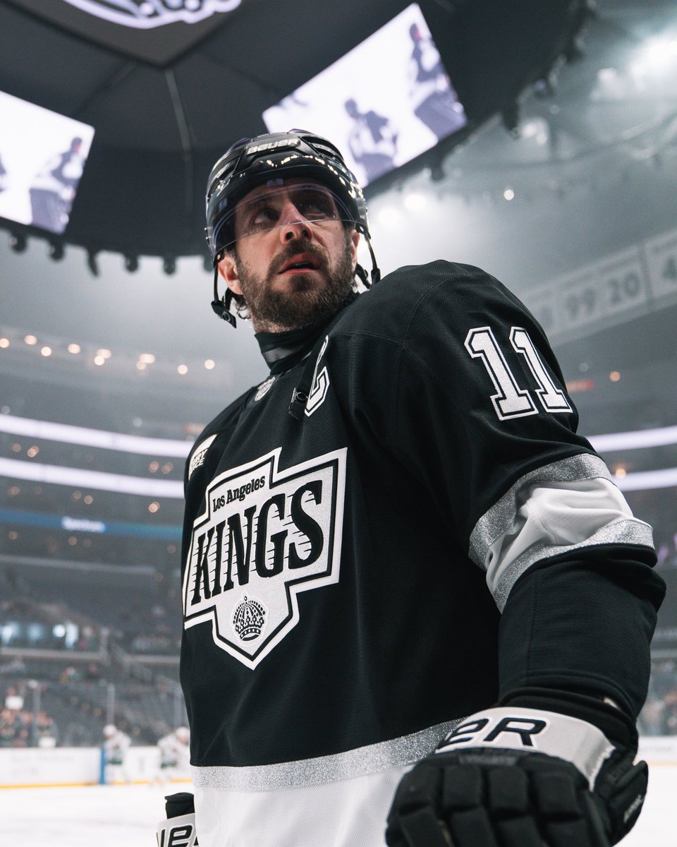 LAKings's tweet photo. 700 at Home. 
700 on the Road. 

1400 games for Captain @AnzeKopitar 🫡 https://t.co/eX6QTHnFKo