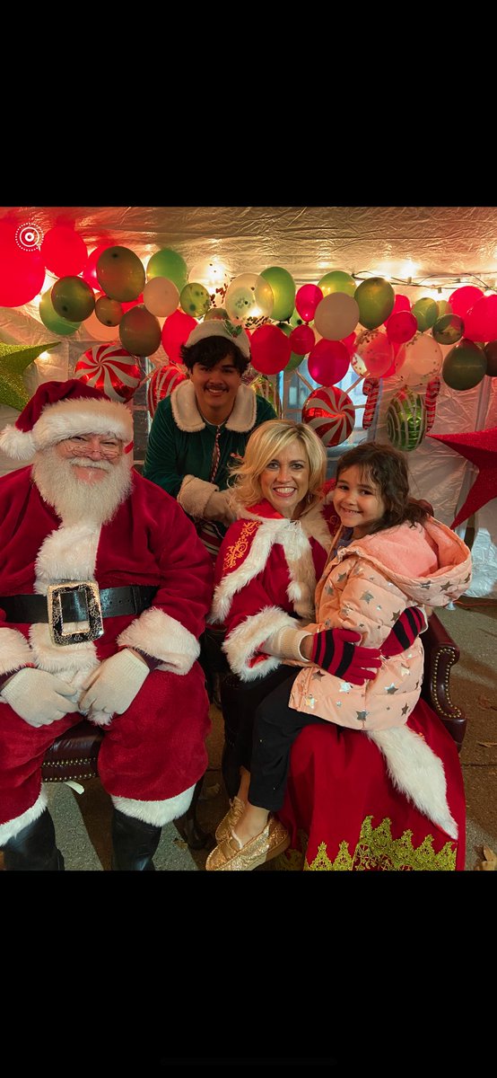 BallingerCarrie's tweet photo. So this is Christmas…🌲🤶🎅🏼
#MrsClaus 
#Rockcastle
#Christmas2024 https://t.co/WlJLAxbJm8