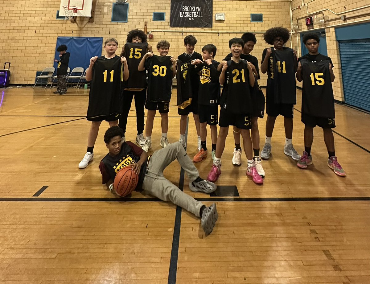 jackpchan's tweet photo. Wow! Massive victory Saturday for the MS 51 General team!  Great game both teams!  Great job our coaches! 👍💪🏀 @middleschool51 @UFTMS_Division @NYCDOED15 @DOEChancellor @NYCSchools https://t.co/y6m7T4Qb6h