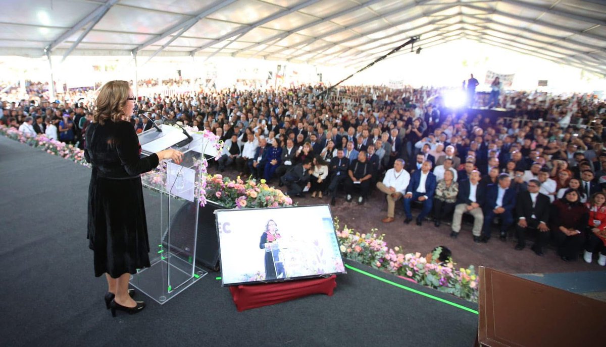 Juan Hugo de la Rosa (@juanhugoneza) on Twitter photo Muchas felicidades a mi estimada <a href="/azucenacisneros/">Azucena Cisneros</a>, por su toma de protesta como Presidenta Municipal de Ecatepec, cuentas con mi apoyo para trabajar en unidad para cumplirle al pueblo que confió en nosotros. Muchas felicidades a mi estimada <a href="/azucenacisneros/">Azucena Cisneros</a>, por su toma de protesta como Presidenta Municipal de Ecatepec, cuentas con mi apoyo para trabajar en unidad para cumplirle al pueblo que confió en nosotros.