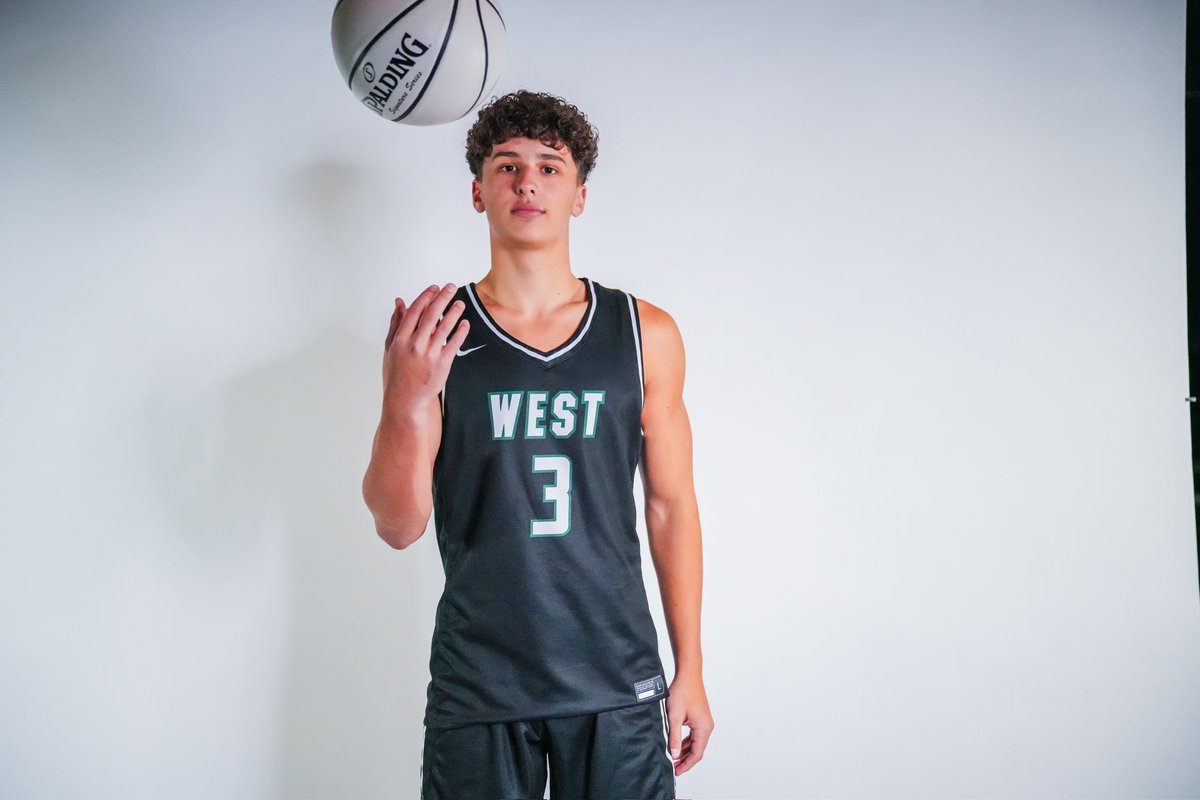 WILDCATS WIN!

MW takes down class B #1 Omaha Skutt 54-51. 

Reece Carson leads the scoring with 15