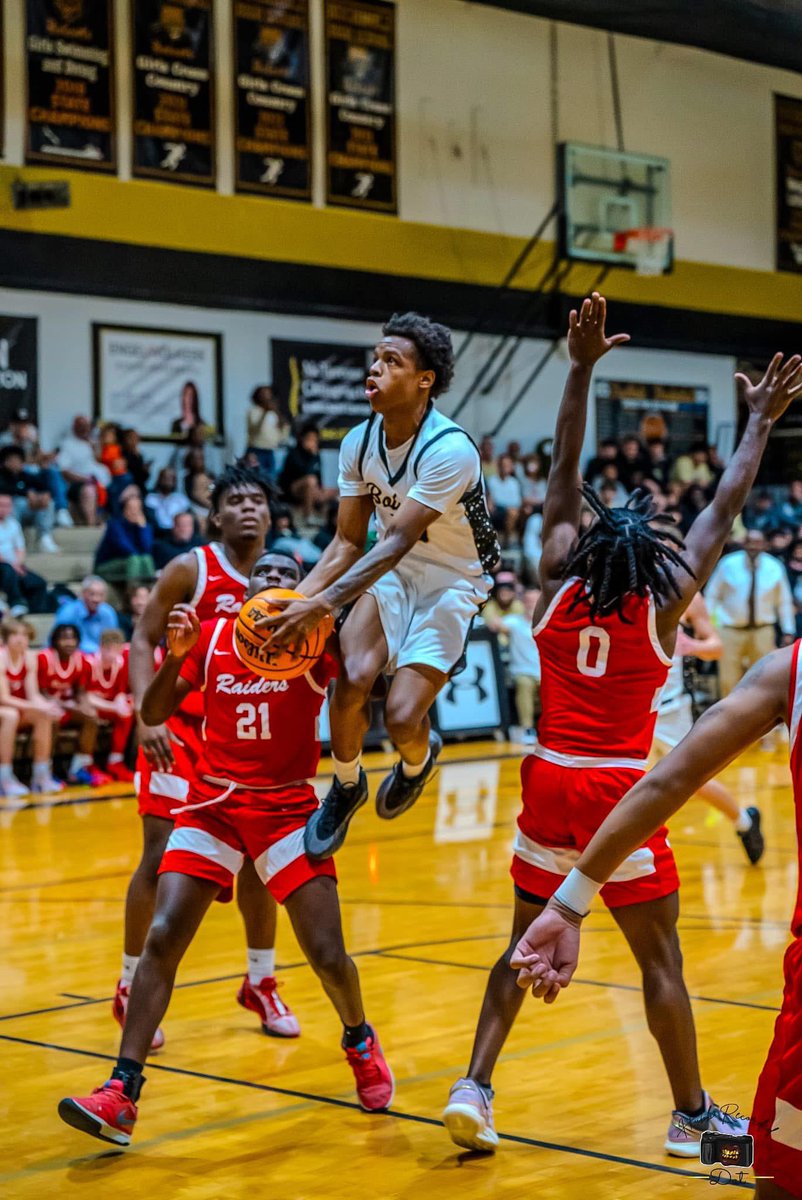 Gee_Stackz22's tweet photo. Call me a groupie, I’m his biggest fan 🥰🤞🏾
D. Howard #Number15 #BHSBobcats 🐯 https://t.co/40XsNvEOpz