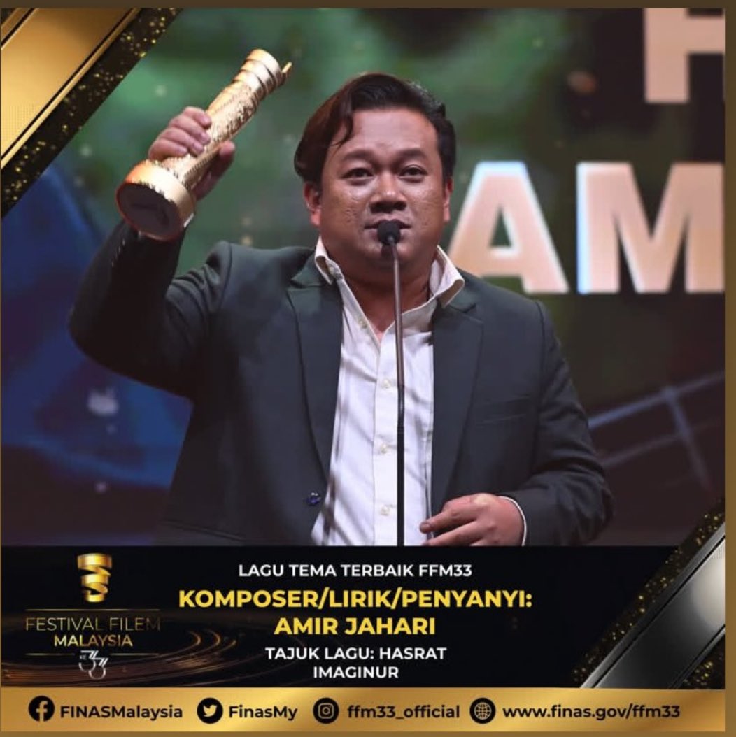 amirjaharimuzik's tweet photo. Penutup 2024 yang manis. Alhamdulillah. Dengan izin Allah. Terima kasih #Imaginur . Terima kasih @_nikamir . Hasrat takkan sampai tahap ni kalau Nik tak push untuk keluar lagu ni. Makin tak berharap, makin jauh dia pergi. 

#AmirJahariKembali https://t.co/jR5SkPrBRr