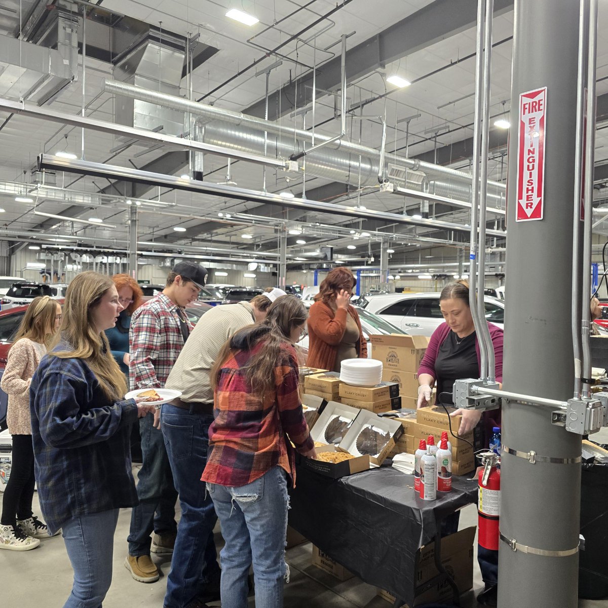 wyotech's tweet photo. WyoTech students and staff, gathered together to celebrate Thanksgiving with one another on Thursday, November 28th. Sending a huge THANK YOU to everyone who made Thanksgiving for our students and staff possible!
#wyotech #skilledtrades #thanksgiving https://t.co/QQT7Vy7Ny8