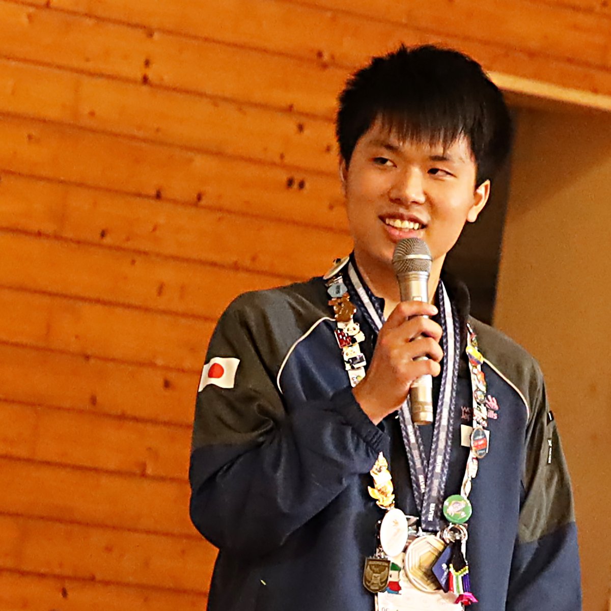 WorldskillsJ's tweet photo. One School One Skill Program!
第47回技能五輪国際大会「ITネットワークシステム管理」職種へ出場した明樂球志選手/トヨタ自動車株式会社が母校/岡山市立竜操中学校を訪問しました!
#WorldSkills #WorldSkillsJapan #技能五輪国際大会 #ITネットワークシステム管理 #ITNetworkSystemsAdministration https://t.co/WtuHEwF9wc