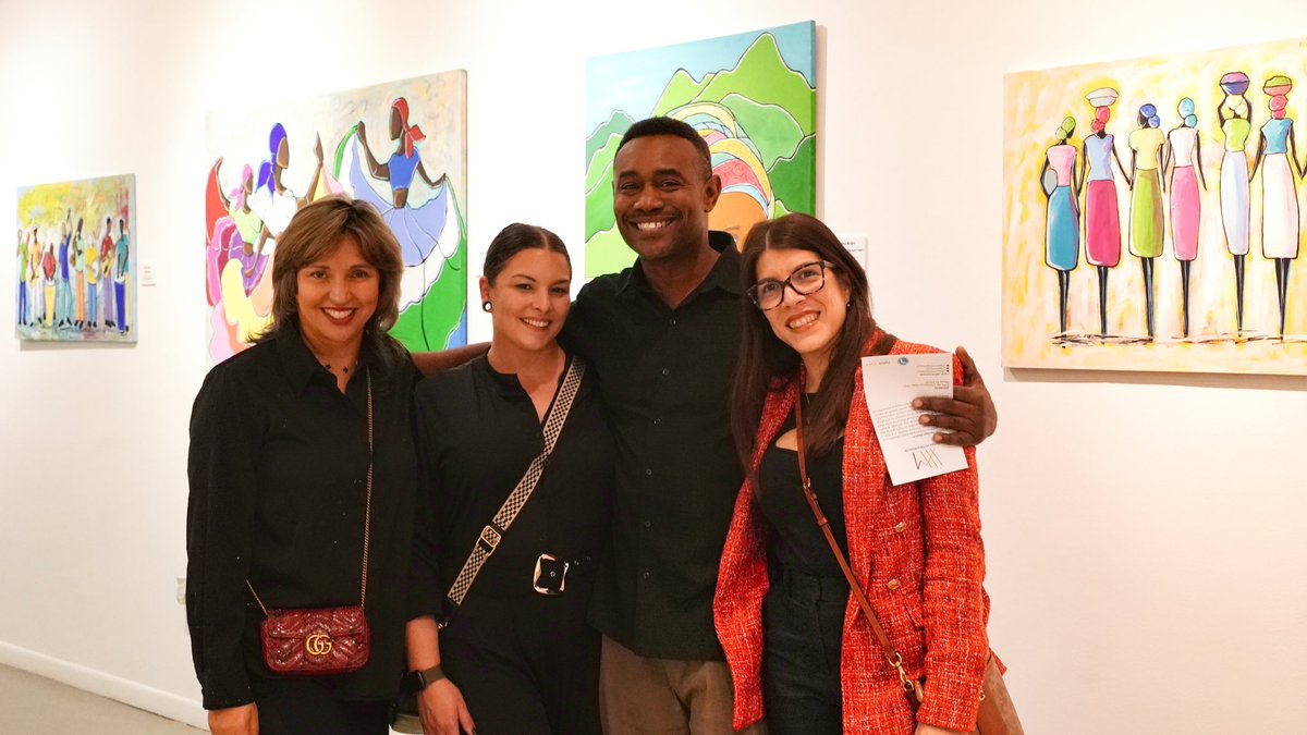 Haitian Museum tweet media