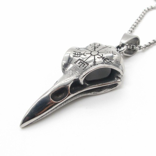 I just received Vikings Inspired Crow Skull Pendant Necklace by Onetify from Matt via Throne. Thank you! throne.com/littleoneyouare #Wishlist #Throne