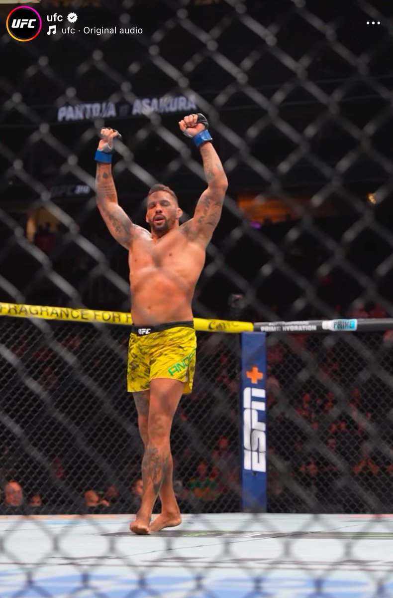 “Shout out $BRETT on Base” <a href="/erykanders/">Eryk Anders</a> said!  

Relentles non stop winning from $BRETT holders this cycle even inside the @UFC octagon