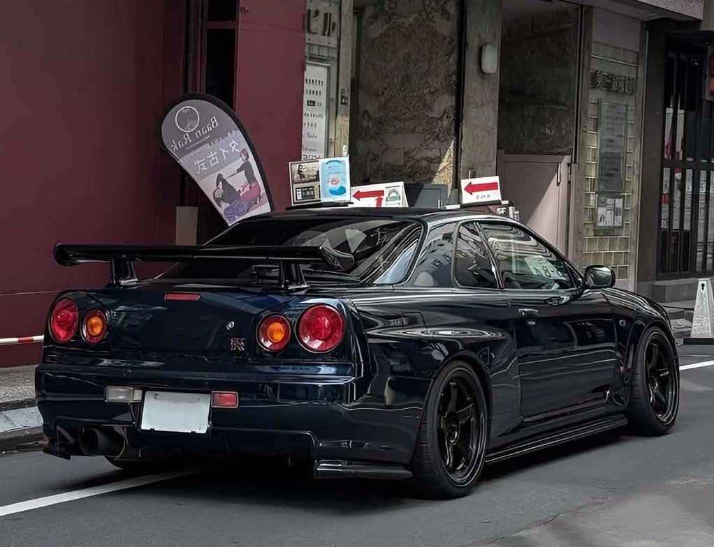 Nissan R34 Skyline GT-R