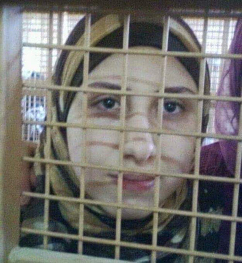 Ammaraghaalkala's tweet photo. طلّ الملوحي .. وجدوها حية ترزق في سجن النساء في عدرا https://t.co/NZfe13MwHU