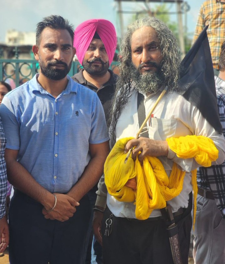Gurpreet0531's tweet photo. Some pics of @BhagwantMann  'Rangla Punjab". Computer teachers were  honoured by @PbGovtIndia  on Teachers day 5sep 2024 in this way. Earlier @harjotbains punjab education minister declared diwali gift on oct2022 but only for news, posters and banners to mislead voters in punjab and other states... Pics shows fake education model of @AamAadmiParty  .
@LokInsaafParty
@Saurabh_MLAgk
@aap_ladakh @aapkerala
@jaskiratMann_
@AamADmiParty_US
@aap_Parody
@AAP__UK
@DrRajes30301212
@humanrightsind
@IHRNRights
@HRDF_INDIA
@HumanrightsAsso
@IamSwarnTehna
@SandhuKanwar
@Ubhicanada
@DrKumarVishwas
@PrimeAsiaTV
 @HumanrightsAsso
@IamSwarnTehna 
@news24tvchannel 
@ZeePunjabHH @PTC_Network @ptcnews @NationalDastak @0Ramrajverma @kisanektamorcha @PargatSOfficial @bsmajithia @INCPunjab @INCDelhi @BJP4Delhi @BJP4Punjab @Akali_Dal_  @BBCIndia @AmarUjalaNews @JagranNews @DainikBhaskar @dailyjanmat @Dainik_Bheda 
@JagbaniOnline @dailyajitne @HarpalCheemaMLA @PunjabNewsDaily @PunjabNewsWatch @Punjabnewstime