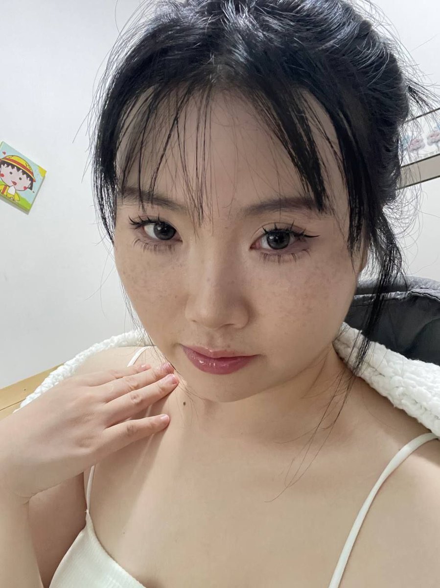 BooTikcat's tweet photo. TT上认识的已婚少妇，聊了半个多月拿下，当天就进入战场，还别说这韵味十足啊

点击链接 https://t.co/V7tIg9X8lc      

图片：19P     视频：27：19分钟     

#需求 #生理 #女神 #反差表 #少��� https://t.co/LGsT6hO9ig