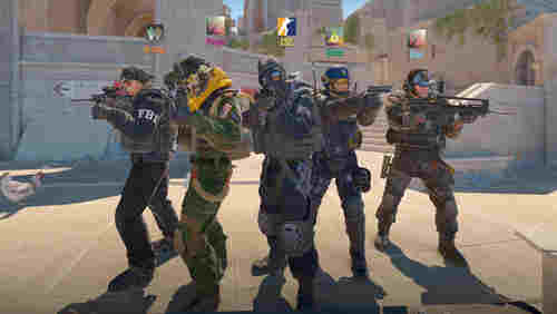 valveleaker's tweet photo. counter-strike and fortnite players won't be able to queue in the same match using crossplay feature https://t.co/0qHLRf0b8P