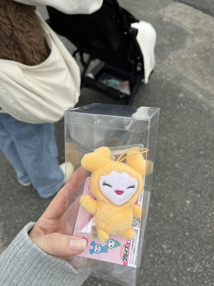 jhy_0201's tweet photo. 無事に推し回収☺️🧡
次のライブに連れてくのが楽しみ！

#TWICE#GIGO https://t.co/jPboobwrB9