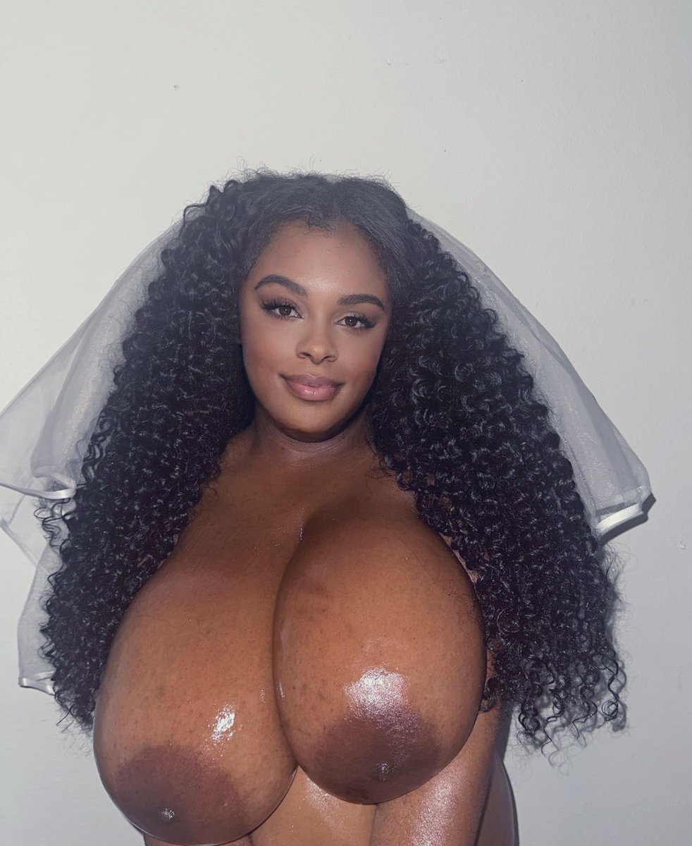 You could marry these black titties #tits #blacktits #hugetits #boobs #goon #gooning #ebony #blackporn #ebonyporn #goonette