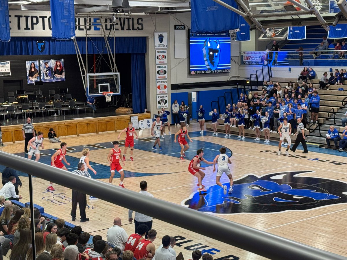TiptonSuperin's tweet photo. First home boys game of the season.  Blue Devils are leading in the 3rd quarter.  Go Big Blue! https://t.co/imZmsXNd8e