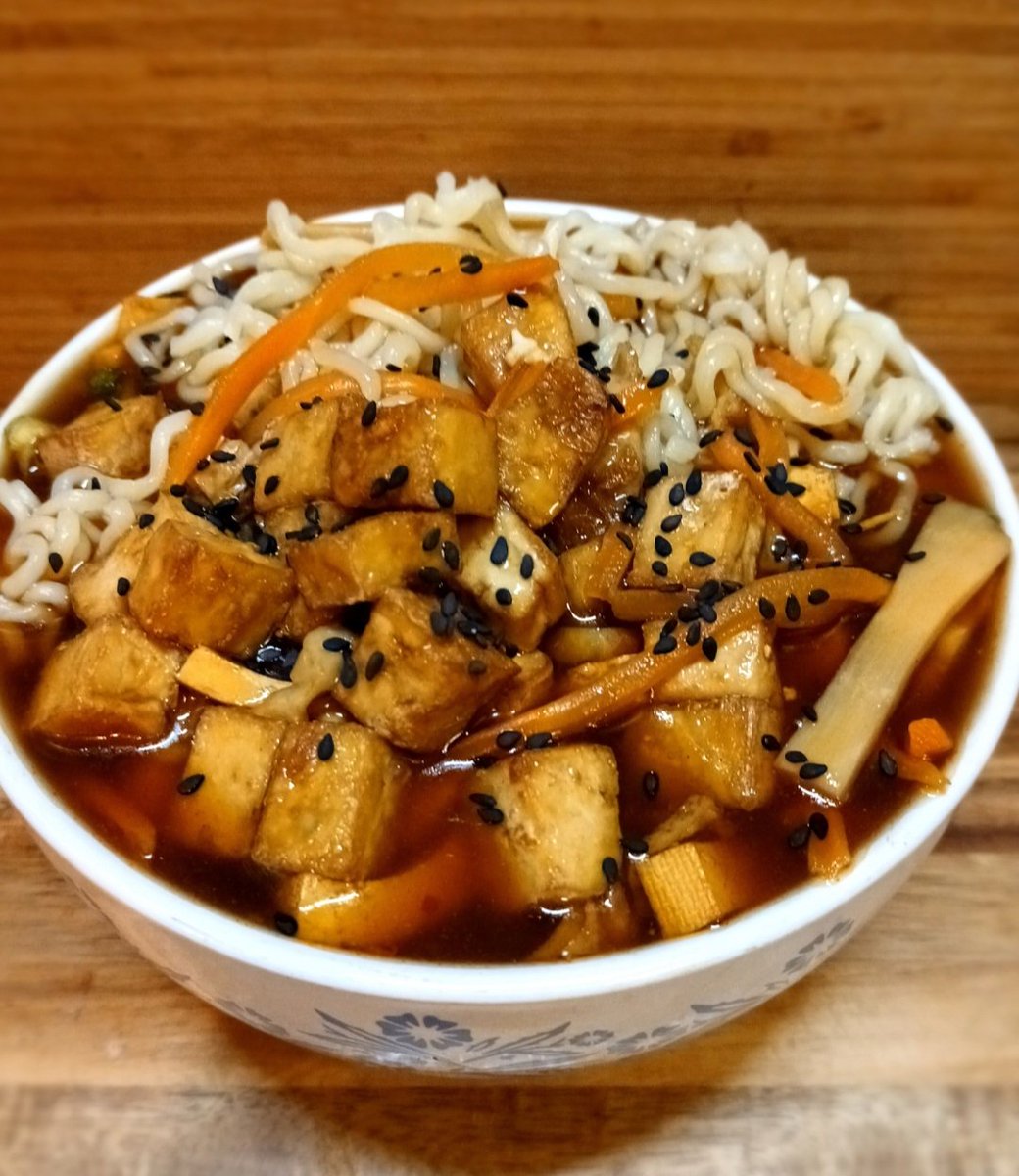 Go Revolutionary.
Go Vegan. 🌱Ⓥ✌️