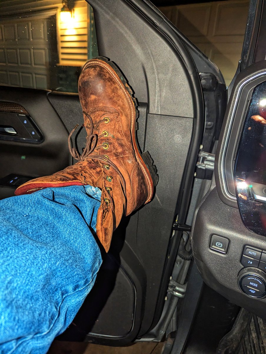 TOPbottomStud tweet media