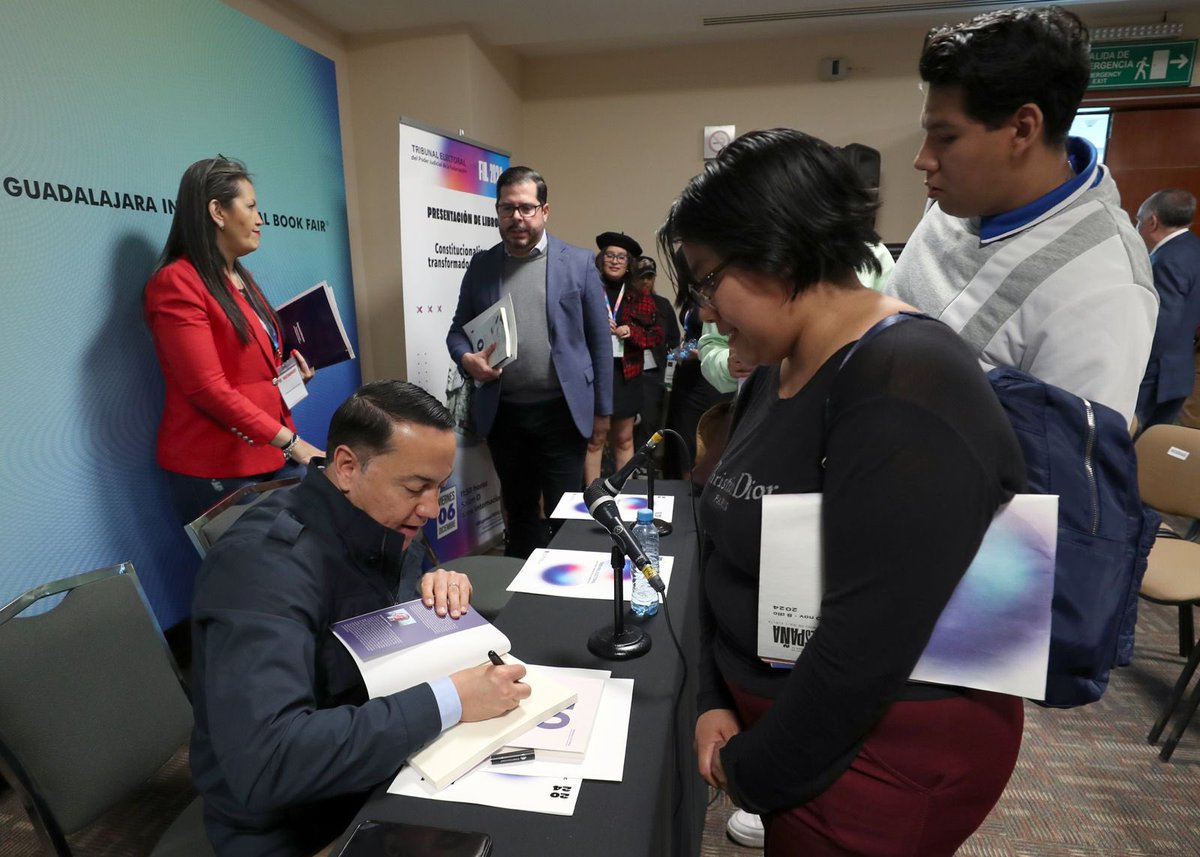 Ha sido un verdadero gusto presentar mi reciente libro “Libertad de expresión política” en la #FILGuadalajara2024 

Reflexionamos sobre la inteligencia artificial, fake news y redes sociales en los procesos democráticos <a href="/EditorialTEPJF/">Editorial TEPJF</a> <a href="/TEPJF_informa/">TEPJF</a> <a href="/Tirantmexico/">Tirant México</a>